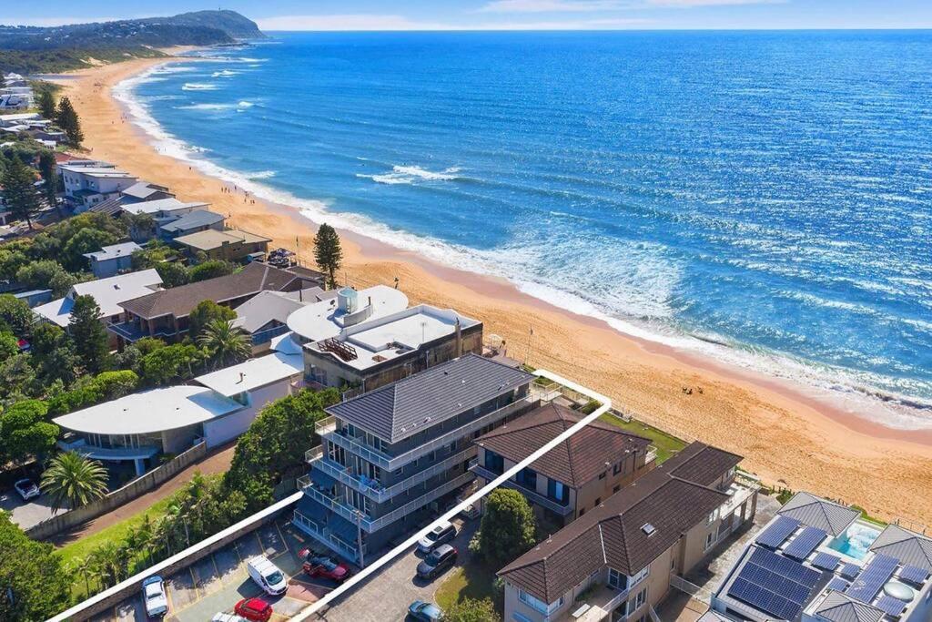 Absolute Beachfront Surf Unit In Terrigal/Wambi Apartment Wamberal Exterior photo